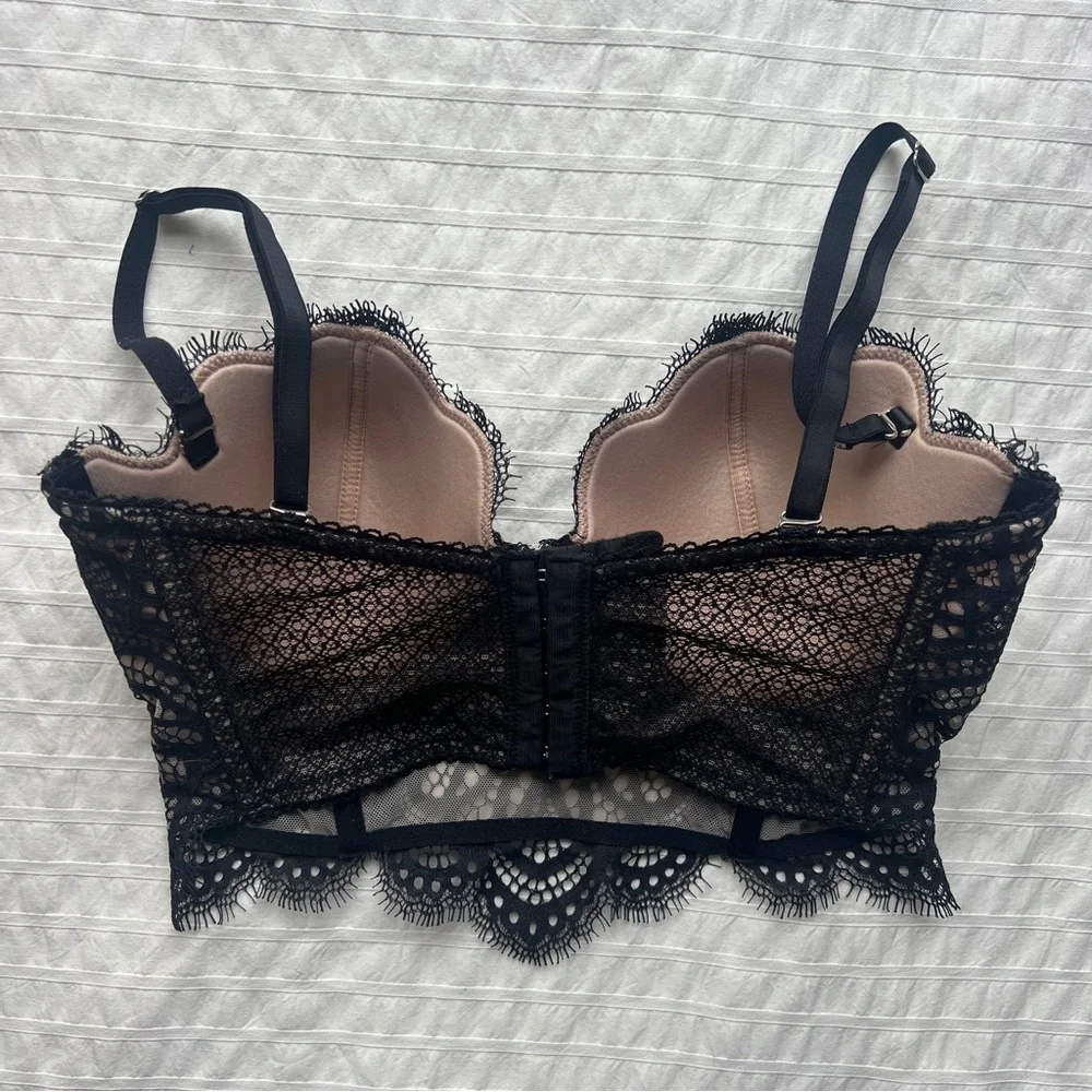 Victoria's Secret Dream Angels Lined Multi-Way Mini Lace Bustier in Black, 32D - Picture 4 of 14
